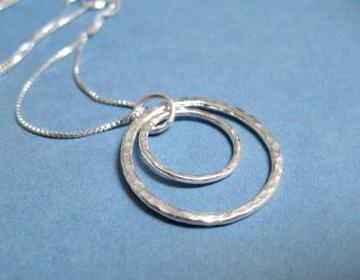Circle Pendant Neckace, Sterling Silver 